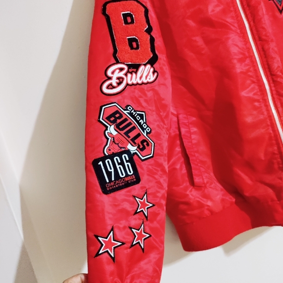 VINTAGE MENS JACKET COAT ~ CHICAGO BULLS SATIN BASKETBALL UNK ~ XLARGE - Picture 3 of 11